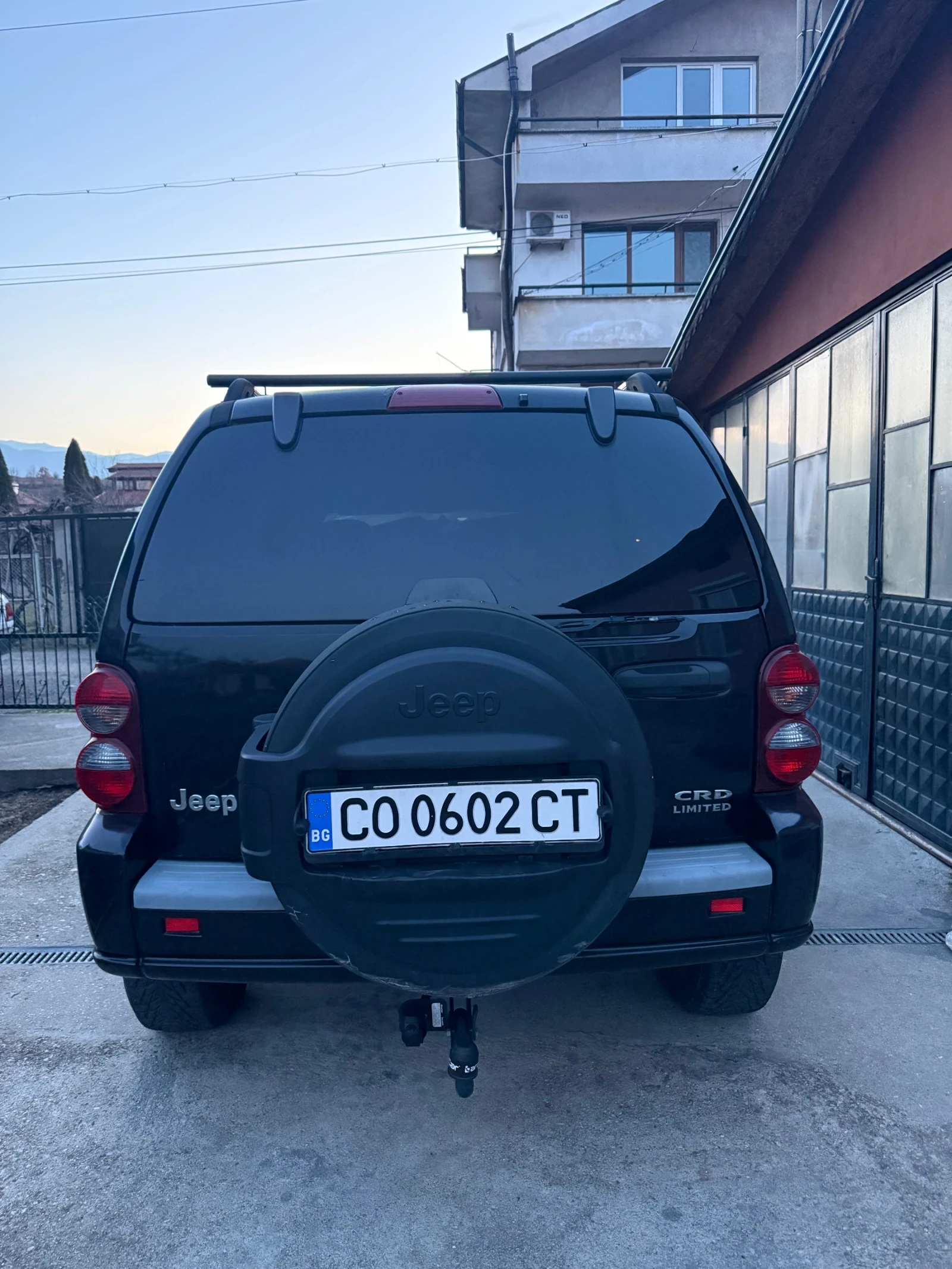 Jeep Cherokee, снимка 7 - Автомобили и джипове - 53989978