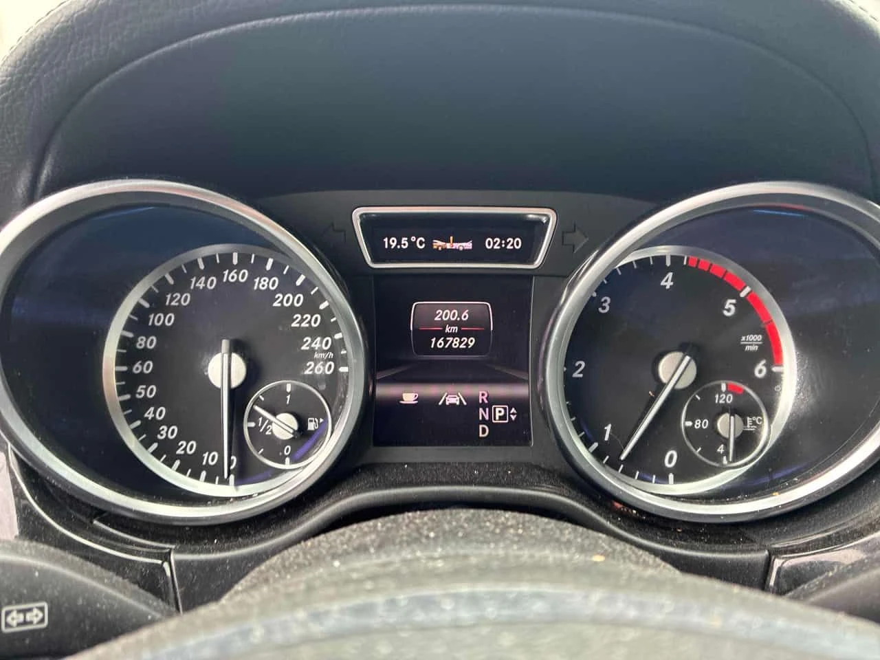 Mercedes-Benz ML 350 * BlueTEC * ОБДУХВАНЕ* ПАНО* H/K* + ГУМИ С ДЖАНТИ, снимка 8 - Автомобили и джипове - 54184114