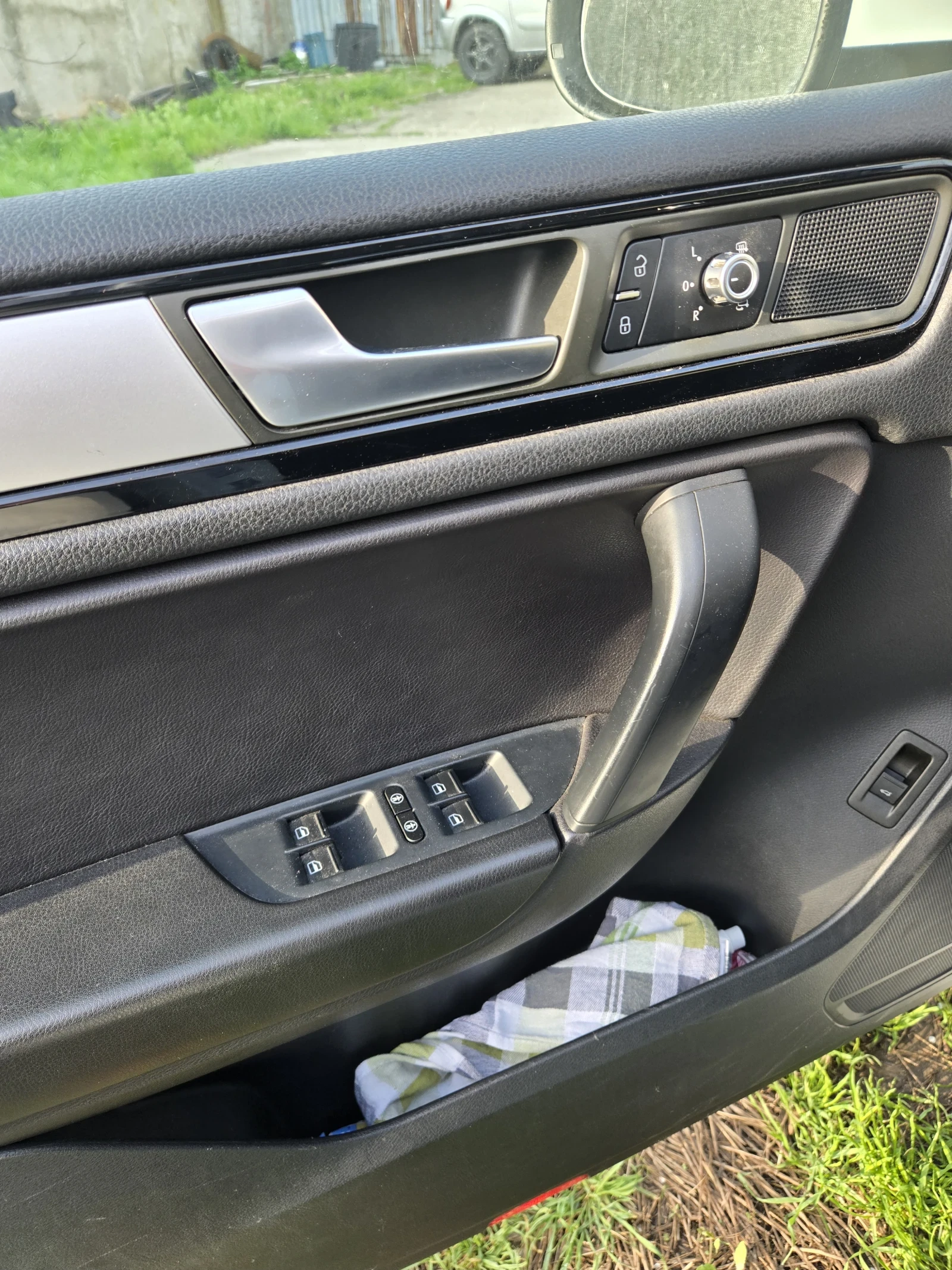 VW Touareg 295 к.с., снимка 14 - Автомобили и джипове - 54188994