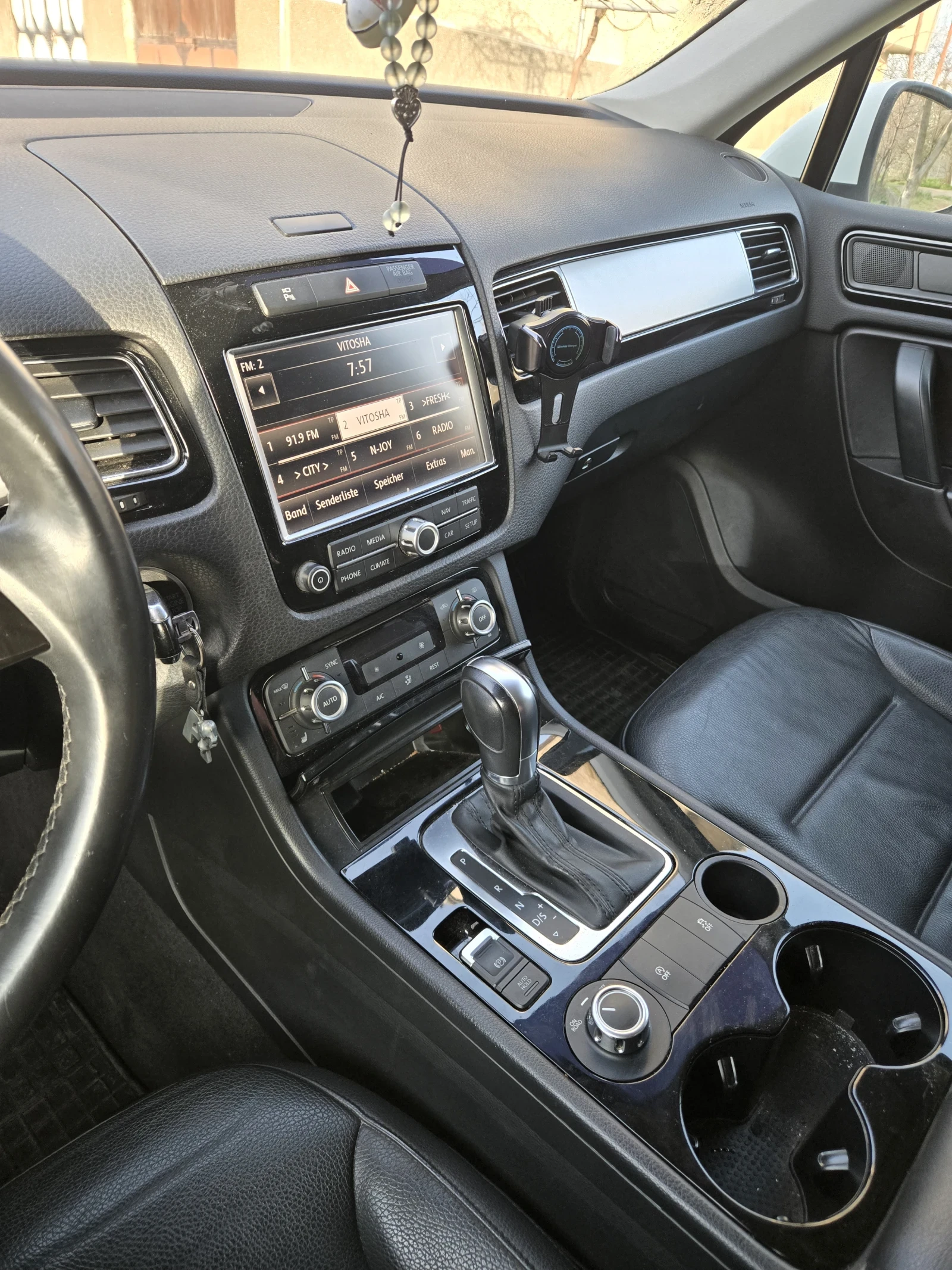 VW Touareg 295 к.с., снимка 13 - Автомобили и джипове - 54188994