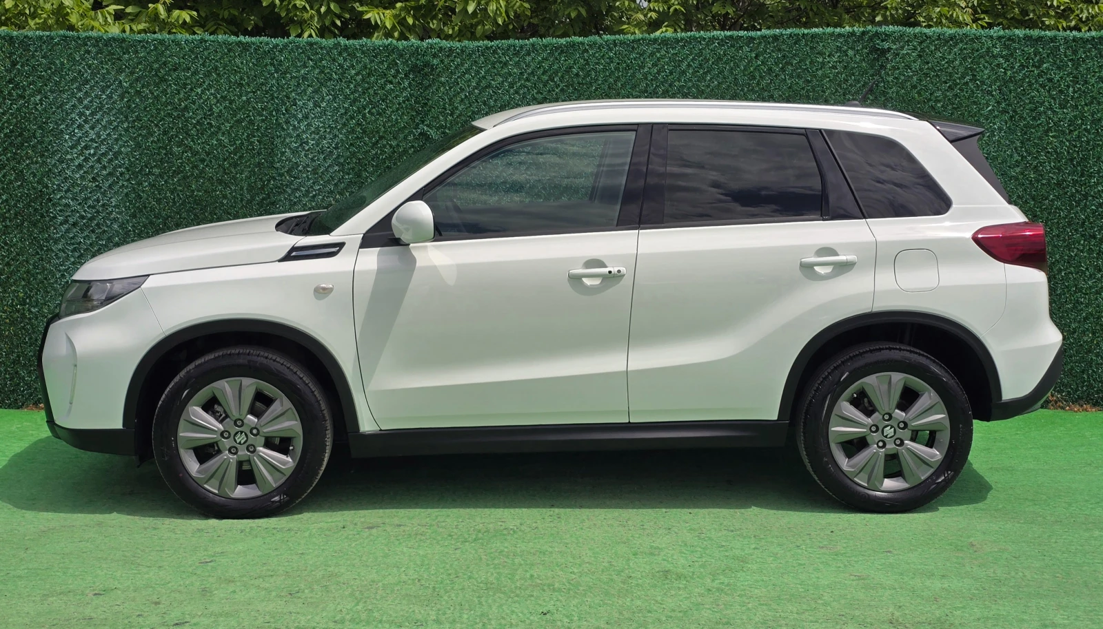 Suzuki Vitara 1.4i* HYBRID* 4x4 ALLGRIP* 14000км, снимка 6 - Автомобили и джипове - 54579598