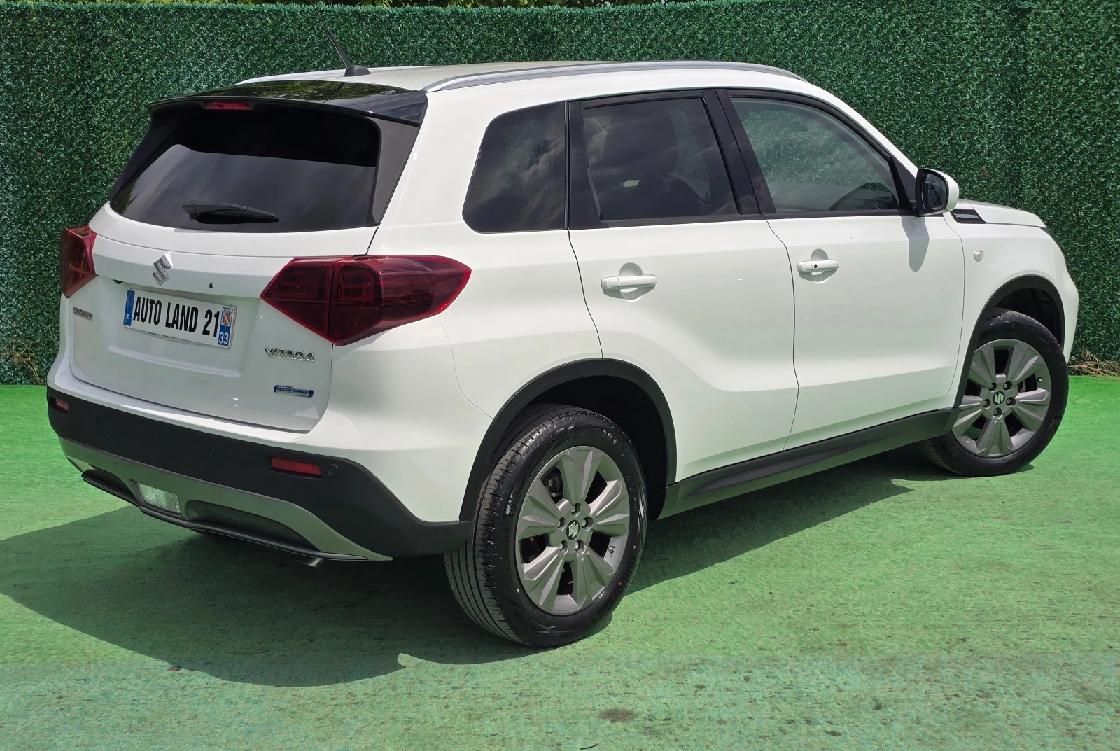 Suzuki Vitara 1.4i* HYBRID* 4x4 ALLGRIP* 14000км, снимка 5 - Автомобили и джипове - 54579598