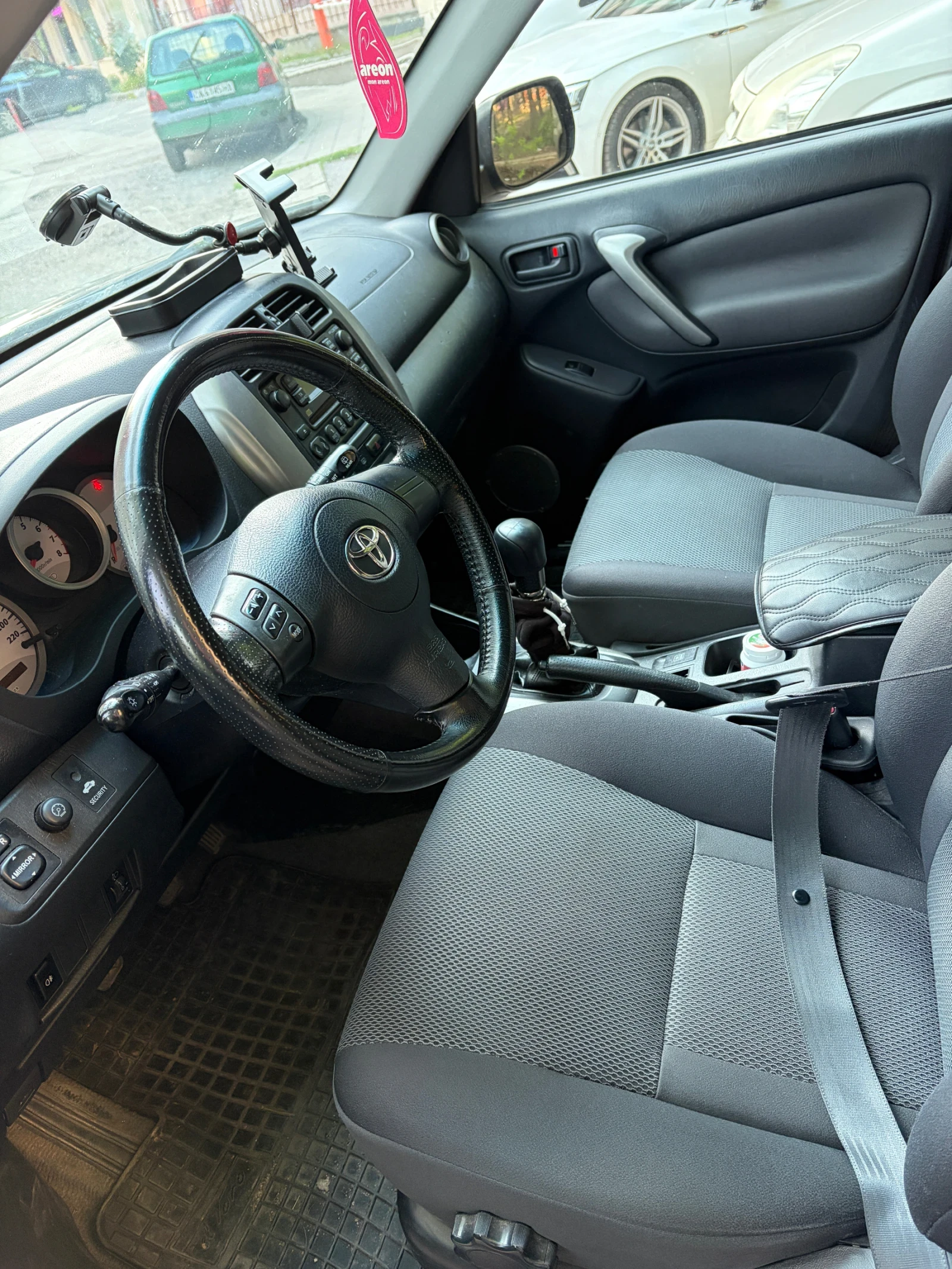 Toyota Rav4, снимка 4 - Автомобили и джипове - 54730306