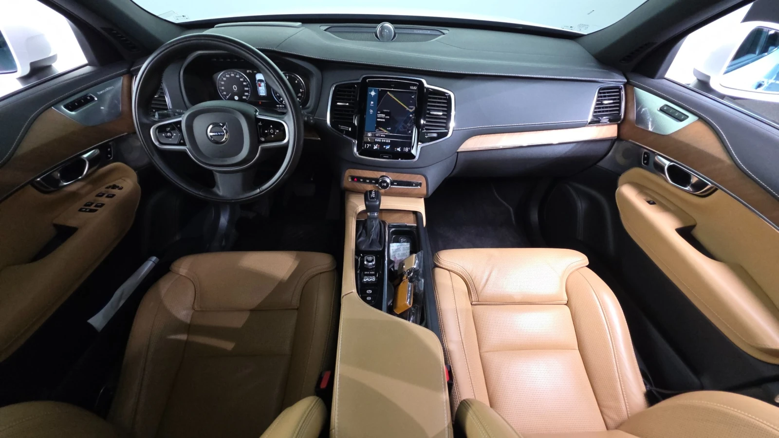 Volvo Xc90 2.0 Twin Turbo D5 Inscription, снимка 6 - Автомобили и джипове - 55478194