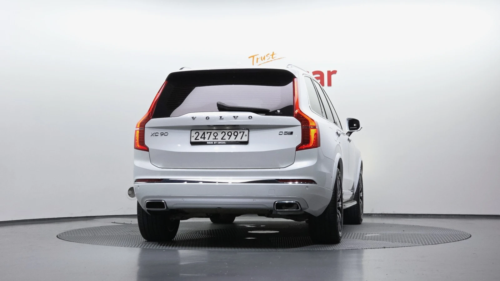 Volvo Xc90 2.0 Twin Turbo D5 Inscription, снимка 4 - Автомобили и джипове - 55478194