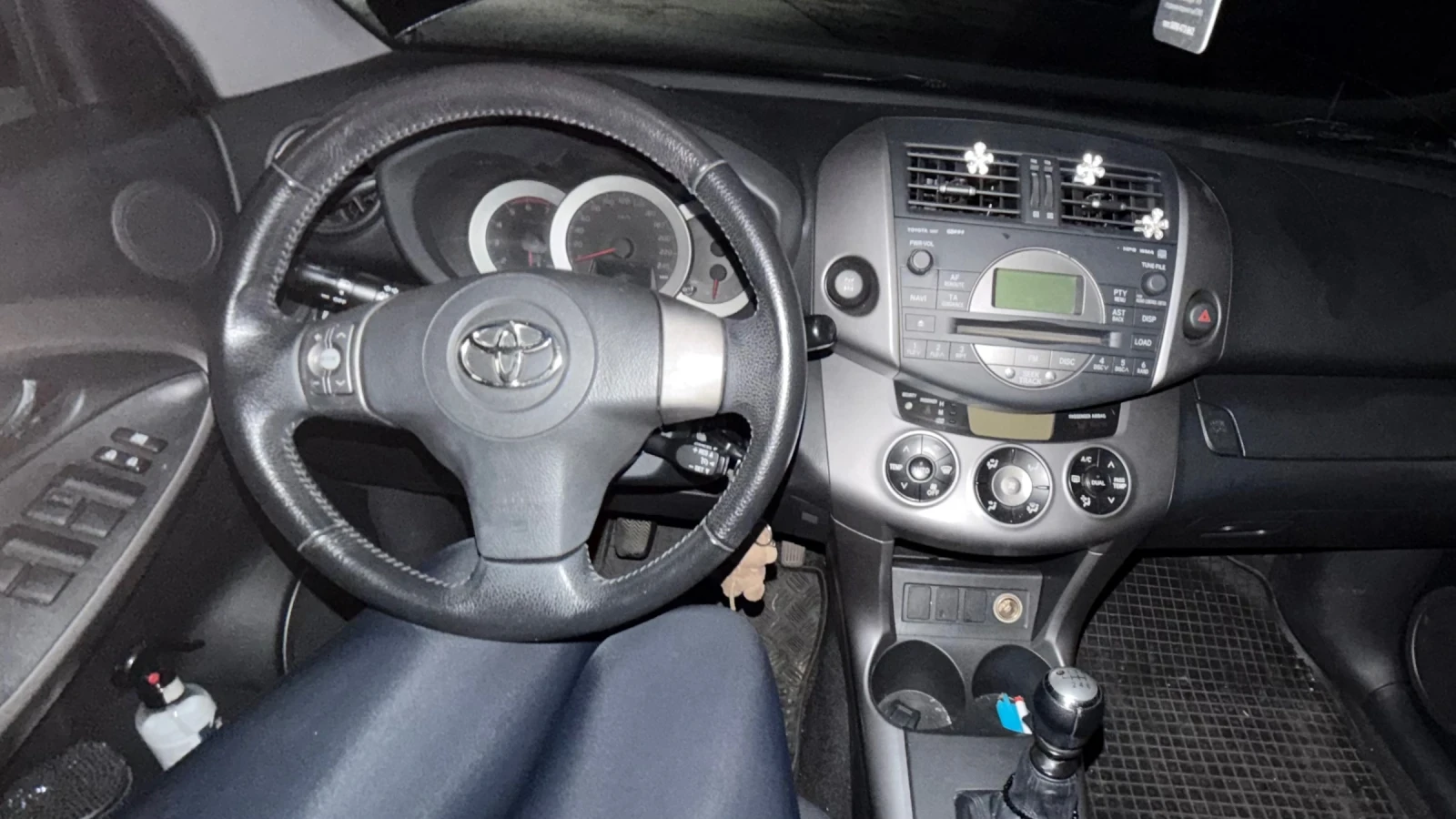 Toyota Rav4, снимка 2 - Автомобили и джипове - 56240472