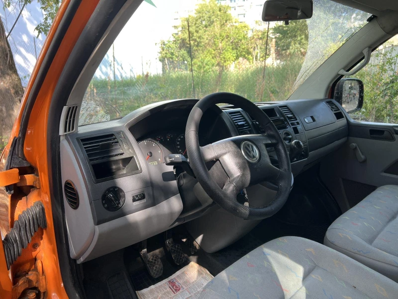 VW T5 1.9TDi, снимка 9 - Бусове и автобуси - 47137293