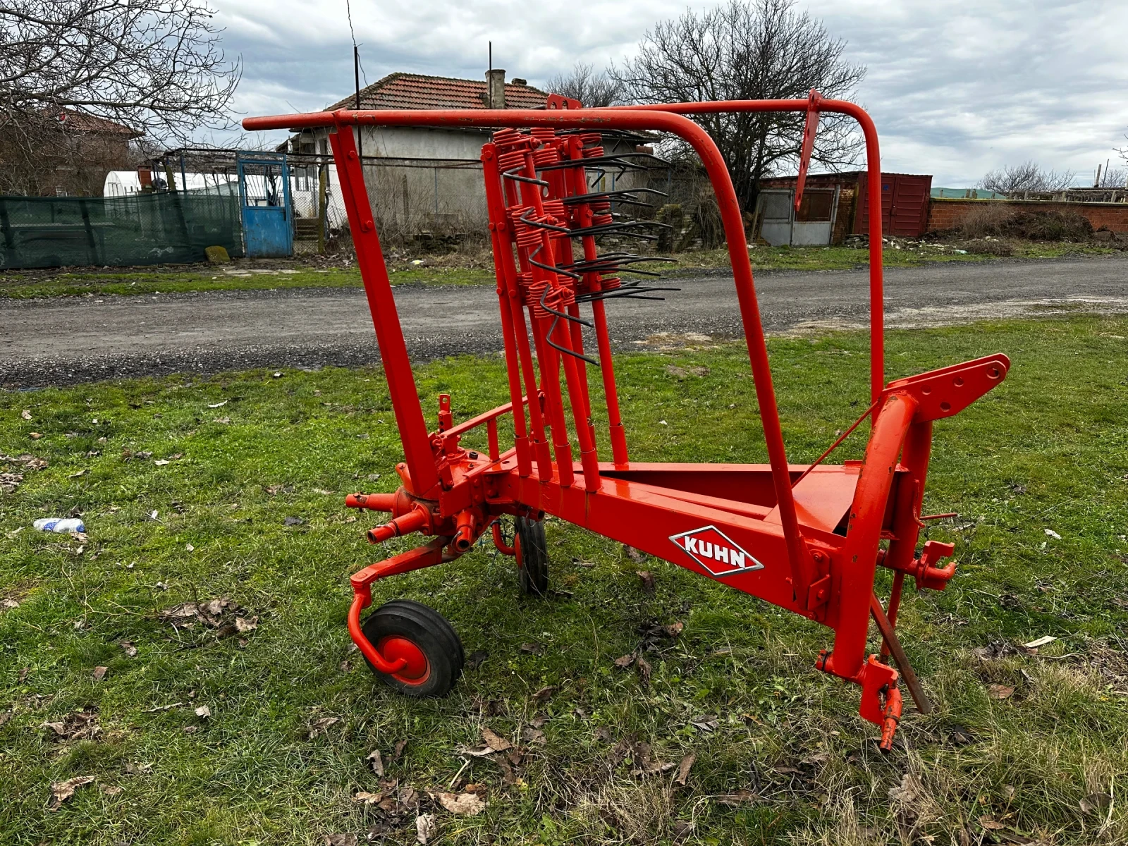 Сенообръщачка KUHN  - изображение 2