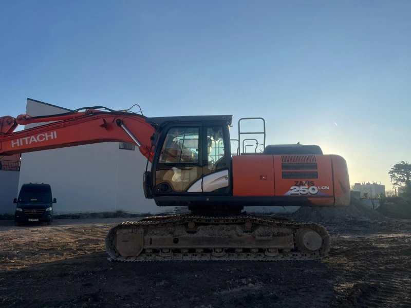 Багер Hitachi ZAXIS 250 LCN С КОФА ЛИЗИНГ, снимка 1 - Индустриална техника - 48755930