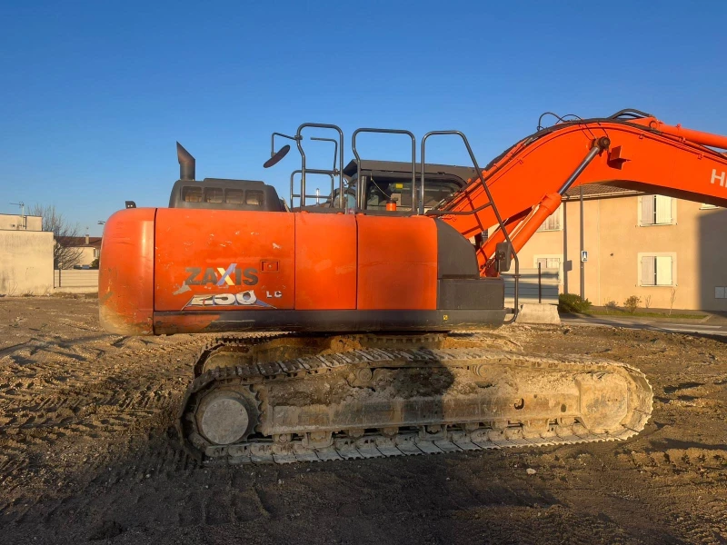 Багер Hitachi ZAXIS 250 LCN С КОФА ЛИЗИНГ, снимка 2 - Индустриална техника - 48755930