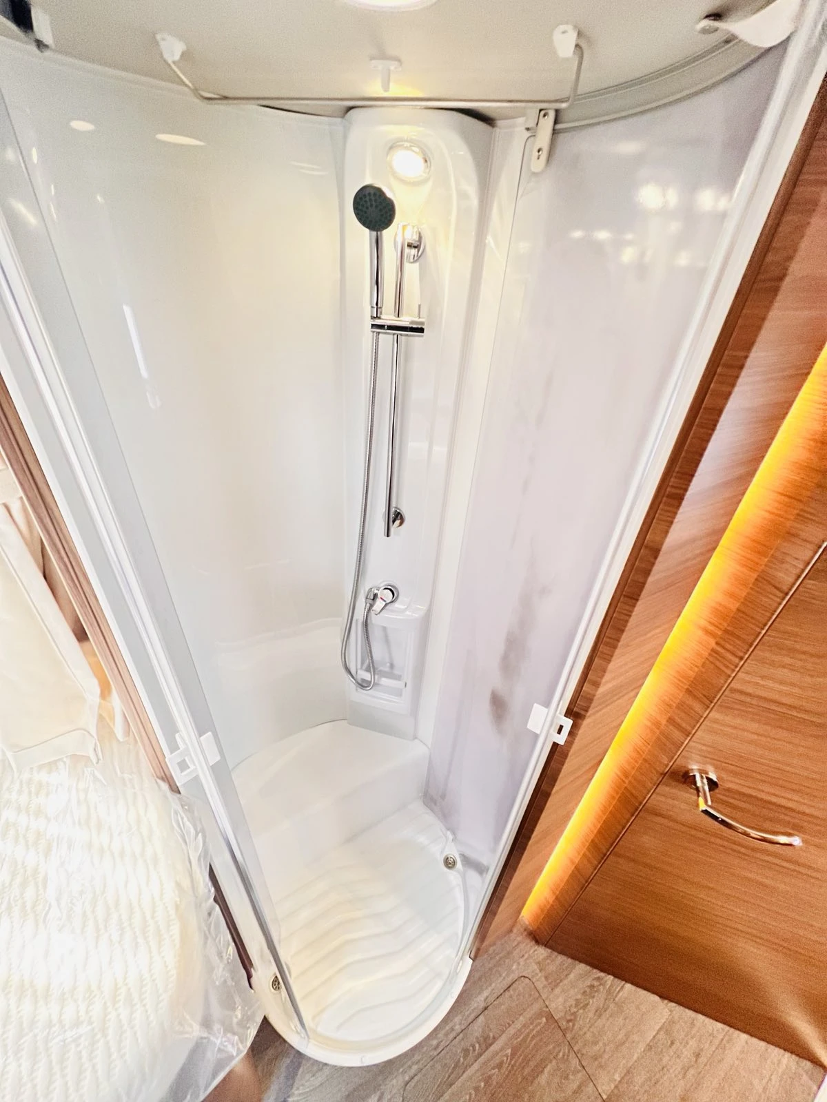 ������ Knaus 900, AUTOMATIC, KLIMA, ALDE | Mobile.bg � ����������� 15