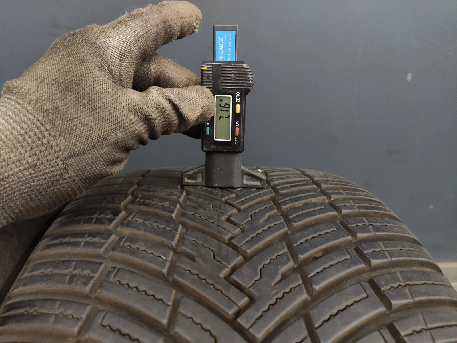  235/35R19 | Mobile.bg   4