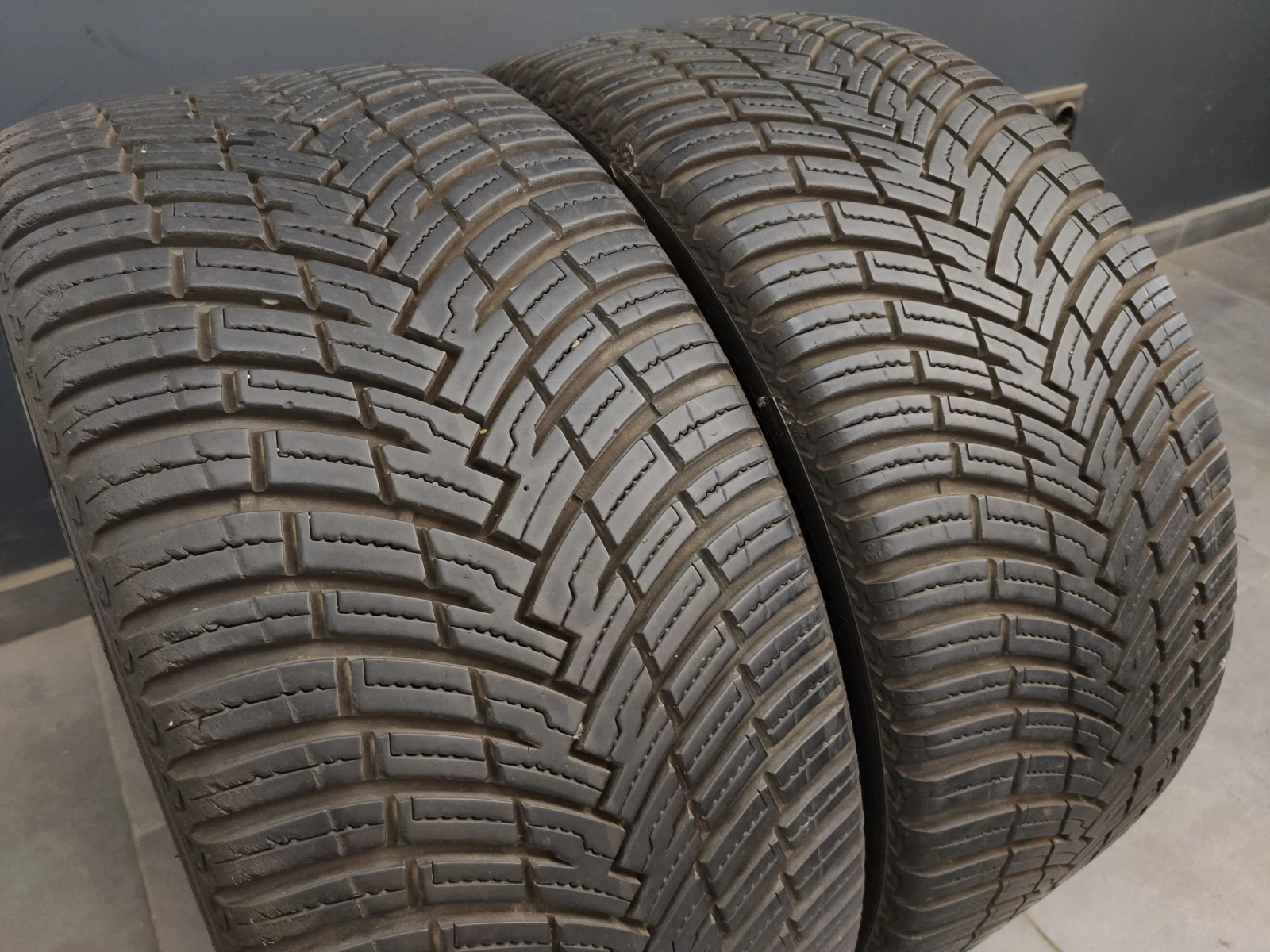  235/35R19 | Mobile.bg   3