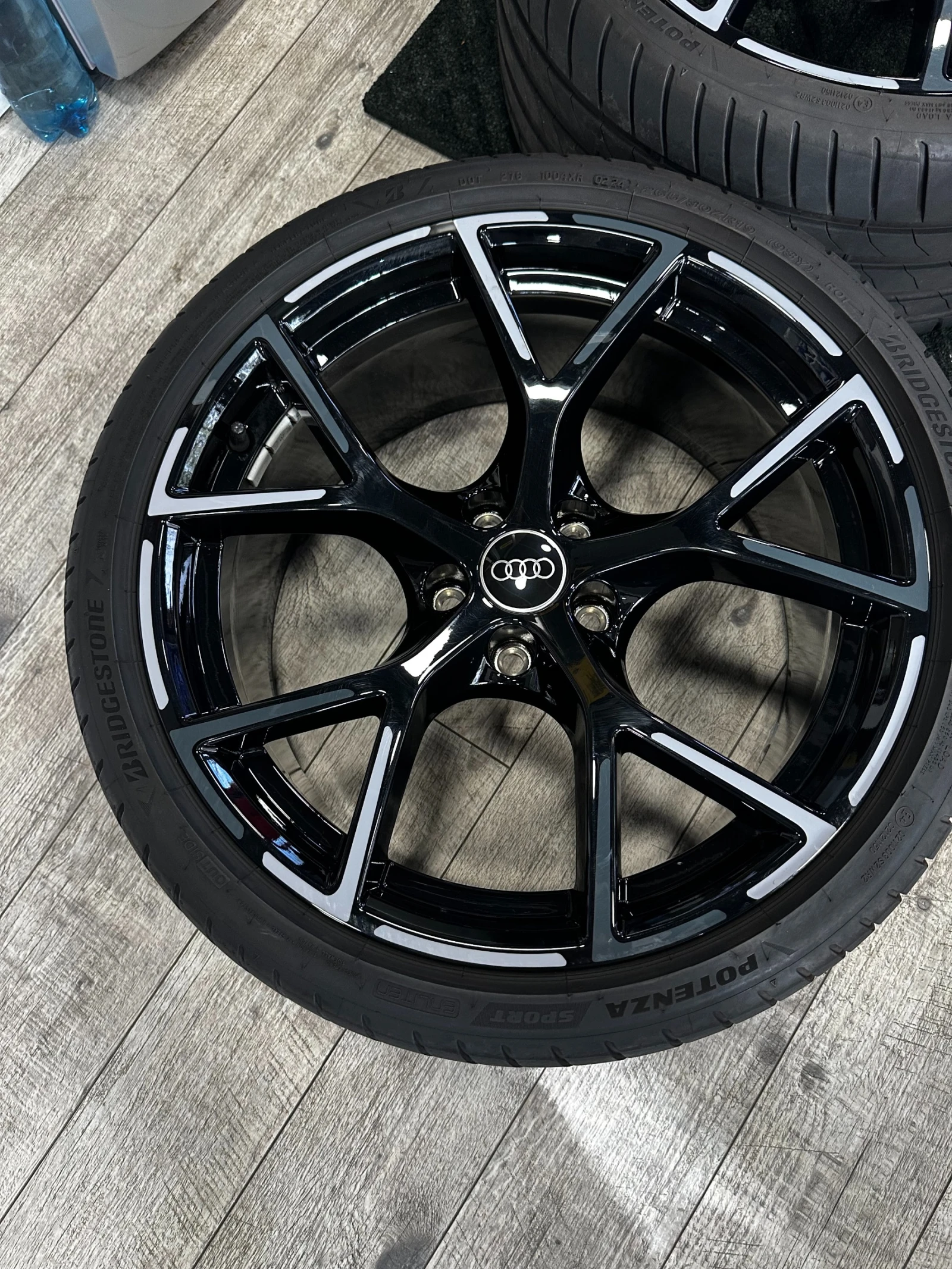 ���� � ������ 265/30R19 �� Audi Rs3 | Mobile.bg � ����������� 2
