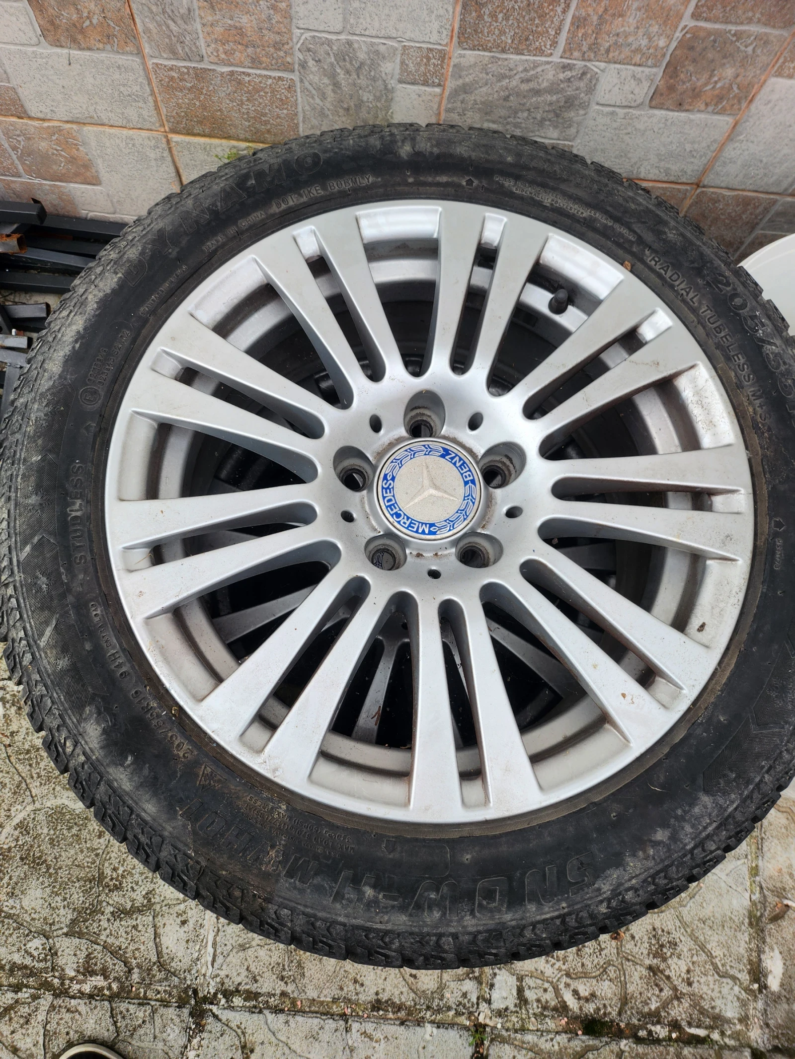 ���� � ������ 205/55R16 �� Mercedes-Benz C 250 | Mobile.bg � ����������� 1