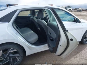 Hyundai Elantra LIMITED, снимка 8