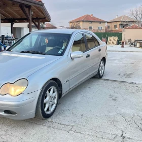 Mercedes-Benz C 220, снимка 3