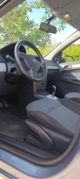 Opel Astra H Twinport 1.6 i - 2250 € / 4400.62 лв. - 96414152 7