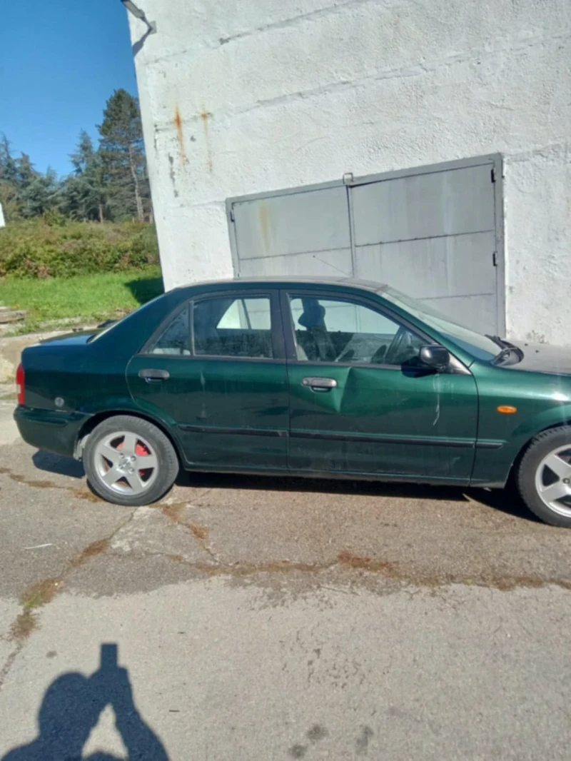 Mazda 323, снимка 3 - Автомобили и джипове - 47663808