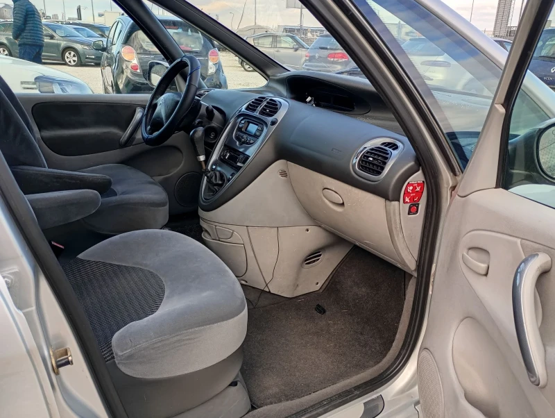 Citroen Xsara picasso 1.6HDI, снимка 7 - Автомобили и джипове - 48322122