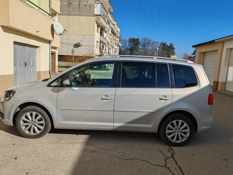 VW Touran, снимка 7 - Автомобили и джипове - 48736605