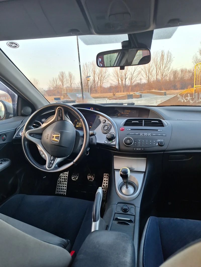 Honda Civic, снимка 11 - Автомобили и джипове - 48790309