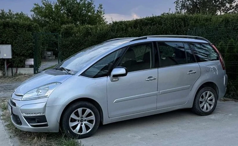 Citroen C4 Picasso, снимка 4 - Автомобили и джипове - 52346994