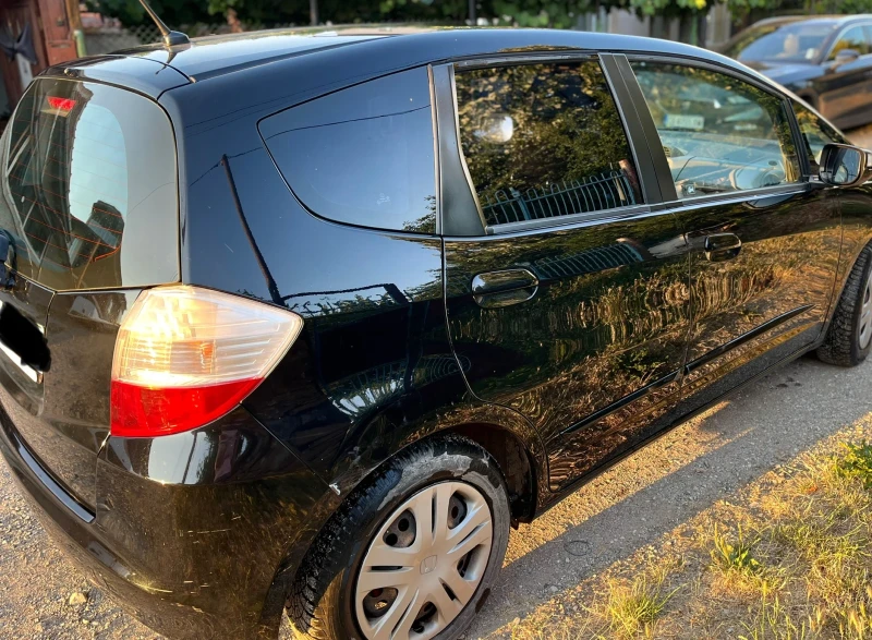 Honda Jazz 1.4i, снимка 9 - Автомобили и джипове - 52822331