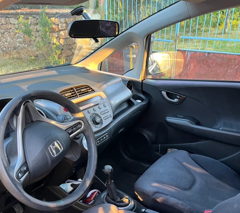 Honda Jazz 1.4i, снимка 4 - Автомобили и джипове - 52822331