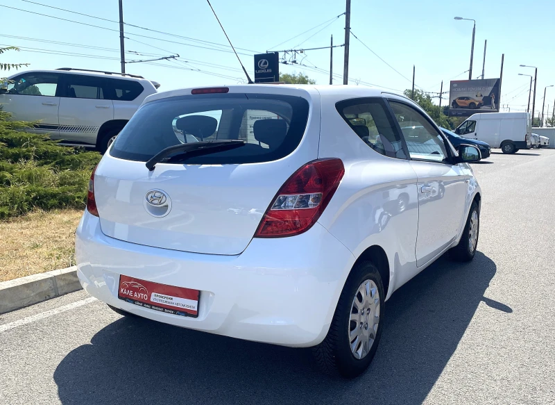 Hyundai I20 1.2 MT, снимка 4 - Автомобили и джипове - 51103770