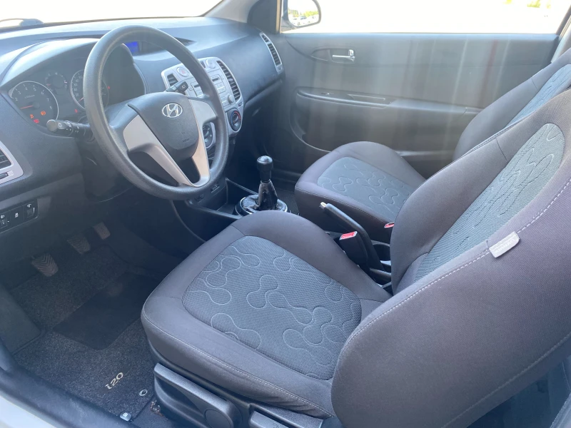 Hyundai I20 1.2 MT, снимка 10 - Автомобили и джипове - 51103770