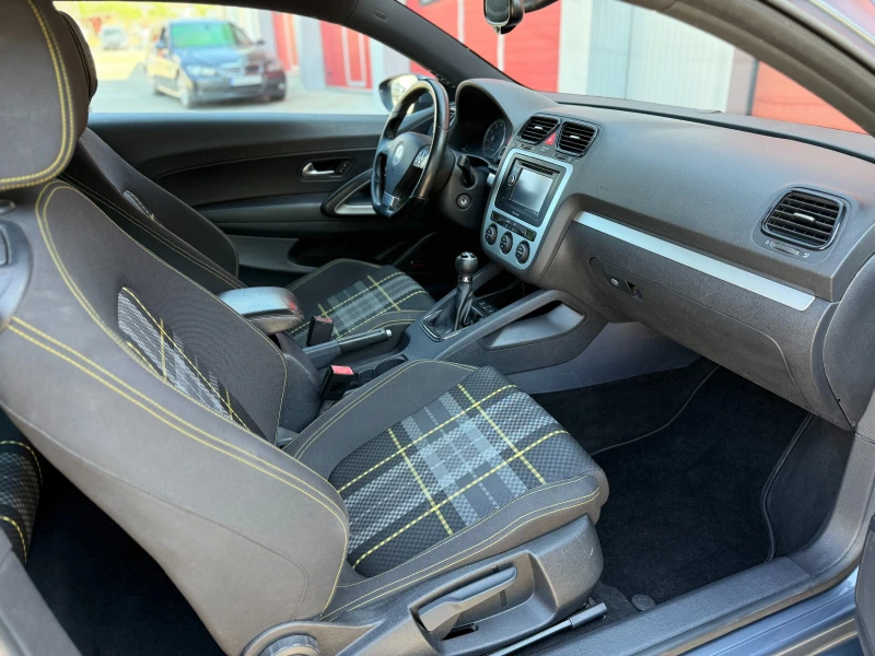 VW Scirocco Edition/2.0, снимка 15 - Автомобили и джипове - 51542128
