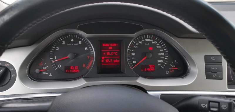 Audi A6, снимка 14 - Автомобили и джипове - 53009468