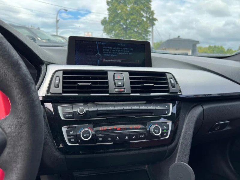 BMW 335 i/xDrive/M-PACK/HARMAN/ПОДГРЕВИ/М.ТОЧКА   , снимка 11 - Автомобили и джипове - 52377865