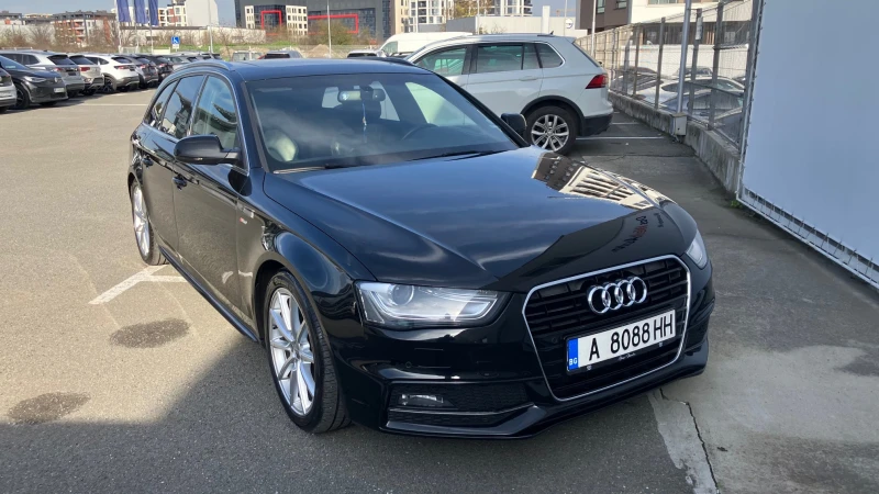 Audi A4, снимка 3 - Автомобили и джипове - 52802589