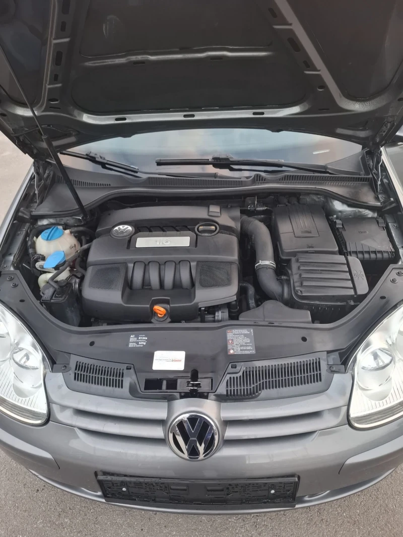 VW Golf 1.6i 102к.с ГАЗ-БЕНЗИН , снимка 11 - Автомобили и джипове - 52879233
