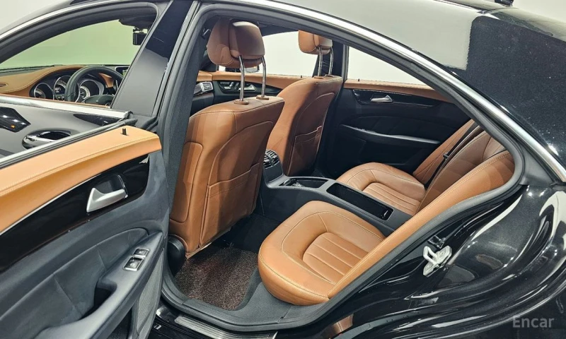 Mercedes-Benz CLS 250, снимка 11 - Автомобили и джипове - 52900104
