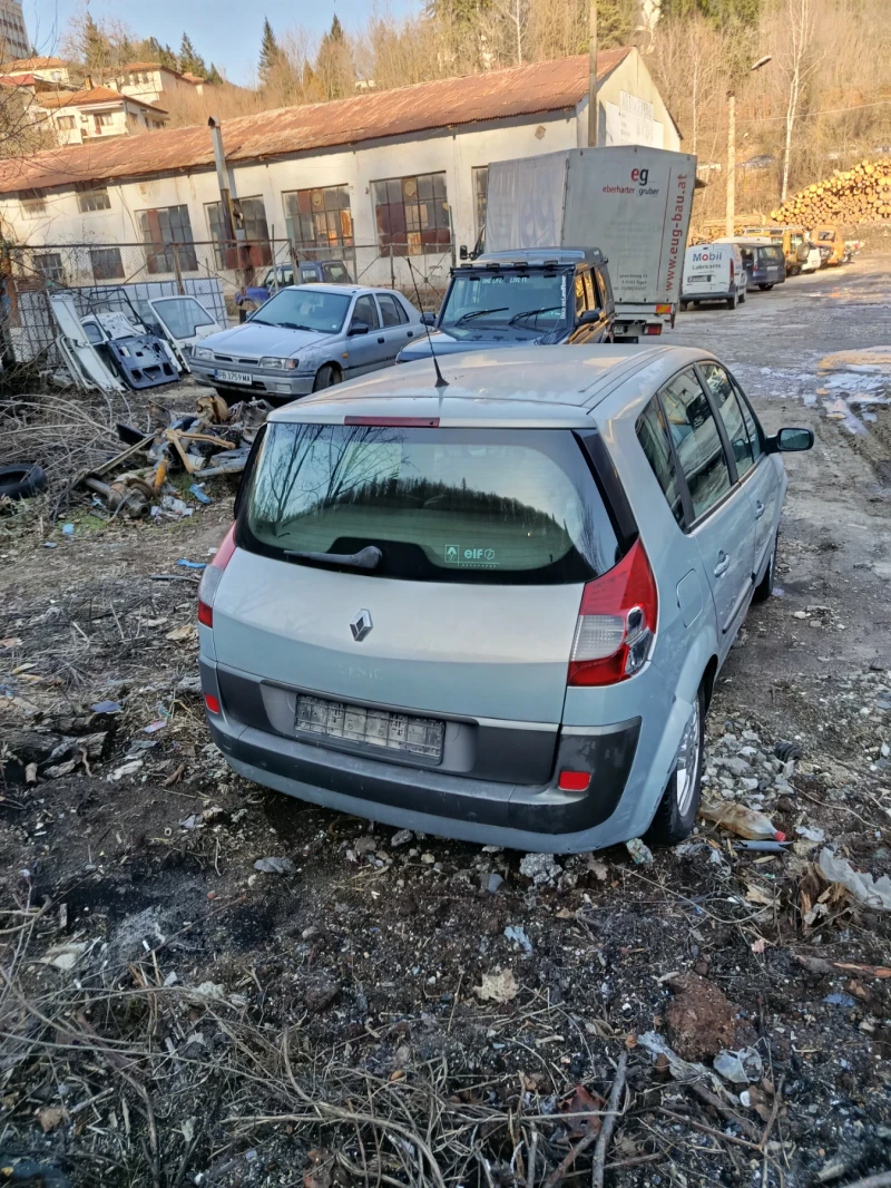 Renault Scenic, снимка 5 - Автомобили и джипове - 53172380