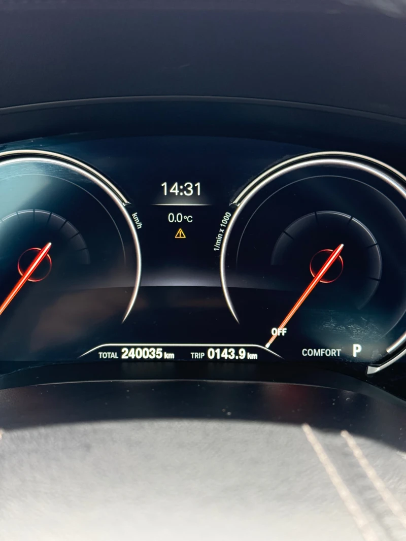 BMW 540 Лимозина, снимка 8 - Автомобили и джипове - 53211452