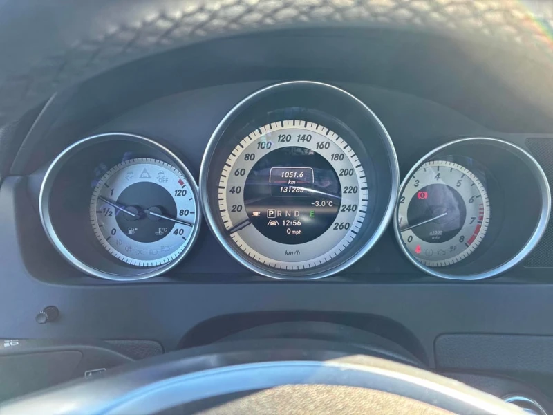 Mercedes-Benz C 350 2013 4MATIC * ПРЕДСТАВИТЕЛСТВО НА MERCEDES * , снимка 8 - Автомобили и джипове - 53289689