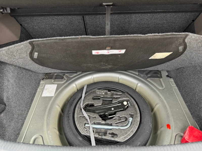 VW Golf TDI Климатроник Италия, снимка 15 - Автомобили и джипове - 53434553