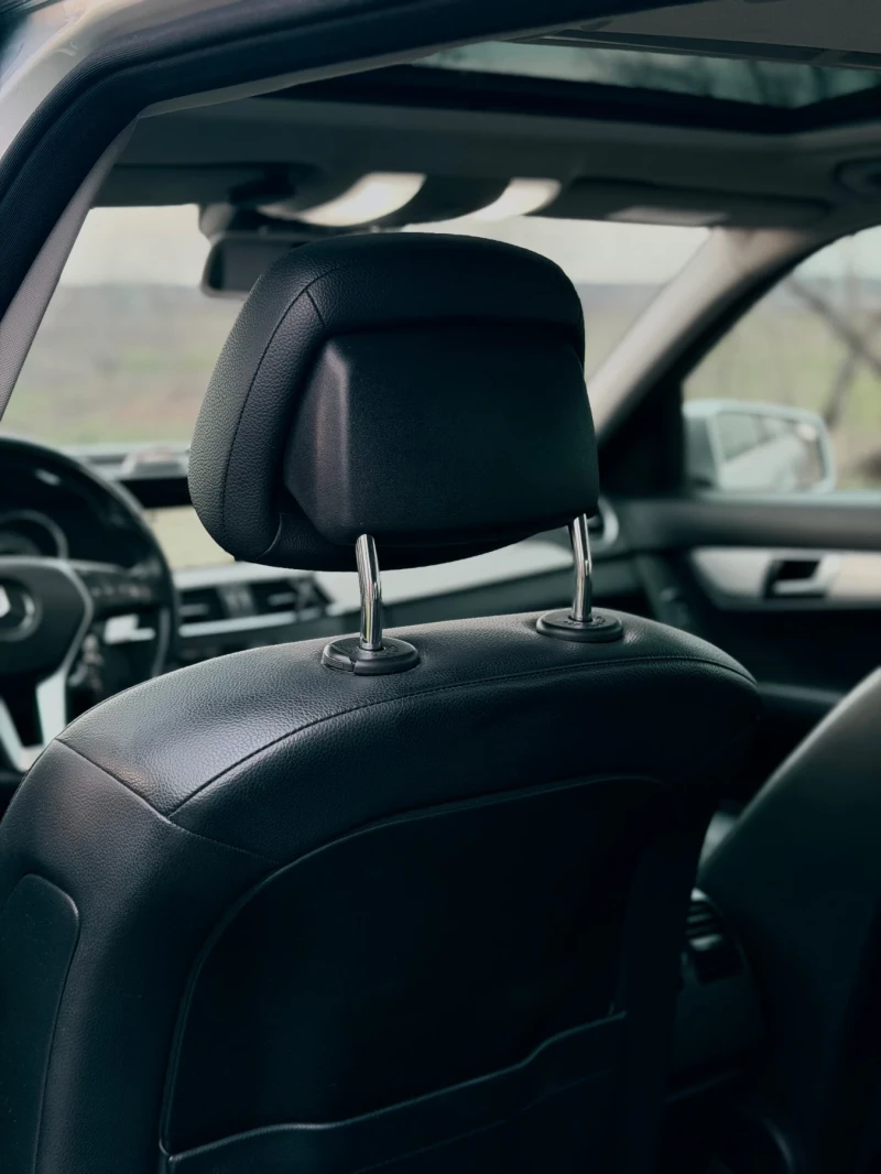 Mercedes-Benz C 220 2.2 CDI, снимка 8 - Автомобили и джипове - 53597760