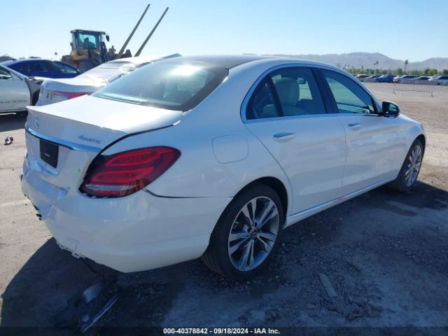 Mercedes-Benz C 300 4MATIC, снимка 8 - Автомобили и джипове - 48099317