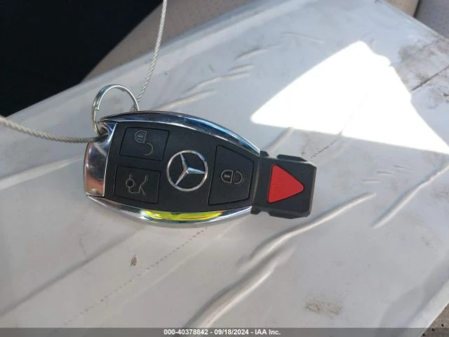 Mercedes-Benz C 300 4MATIC, снимка 14 - Автомобили и джипове - 48099317