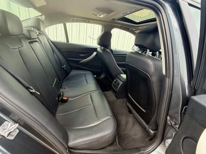 BMW 320, снимка 6 - Автомобили и джипове - 54612173