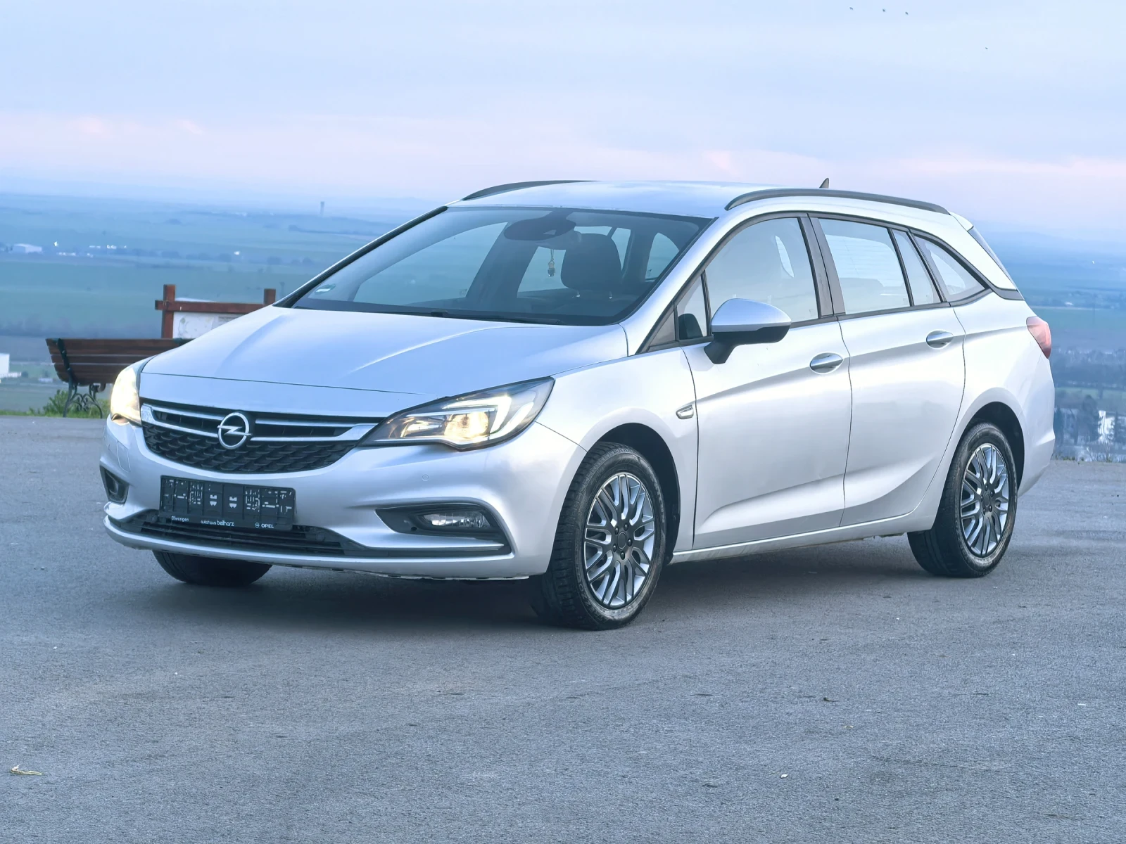 Opel Astra 1.6 CDTI * 110 к.с * Коледна промоция, снимка 1