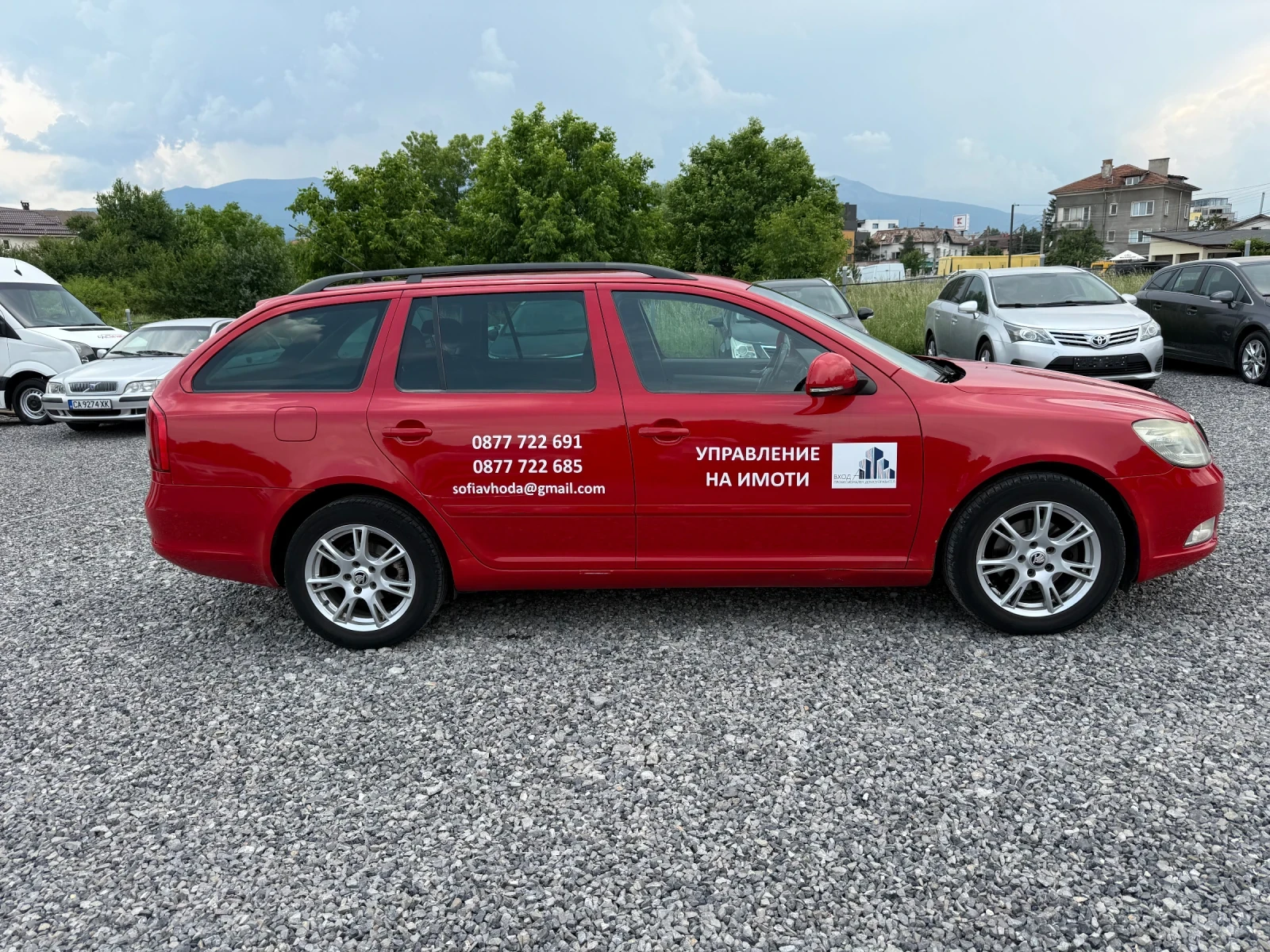 Skoda Octavia Facelift 2010г 1.6 TDI (105 кс) Напълно обслужен  - изображение 4
