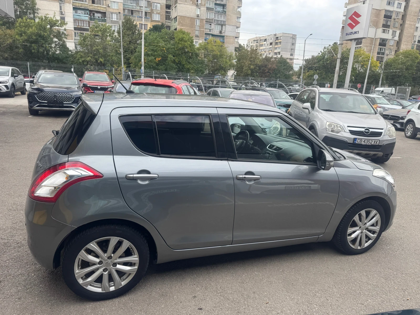 Suzuki Swift GL+ Automatic - изображение 6