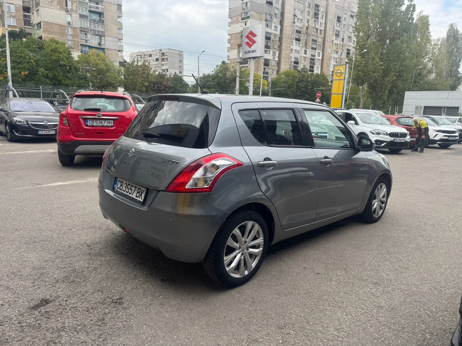 Suzuki Swift GL+ Automatic - изображение 8