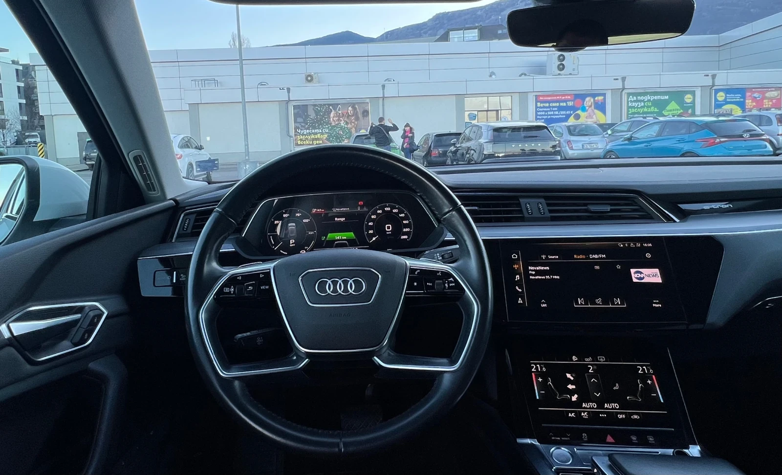 Audi E-Tron 50 - изображение 6